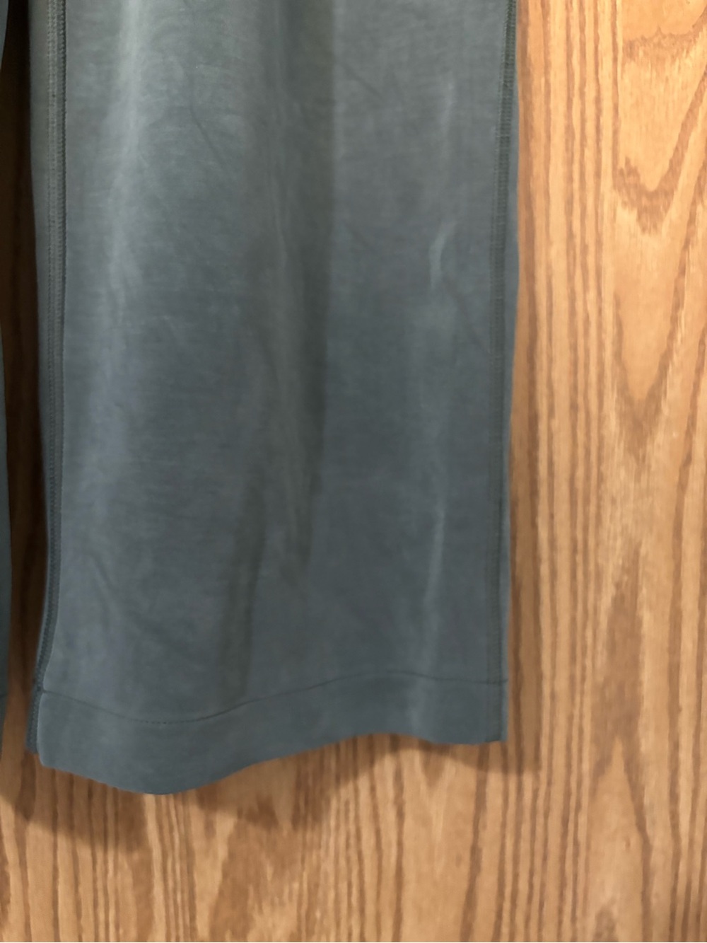 Lululemon Softstreme High-Rise Straight-Legged Cropped Pants - Picture 5 of 16
